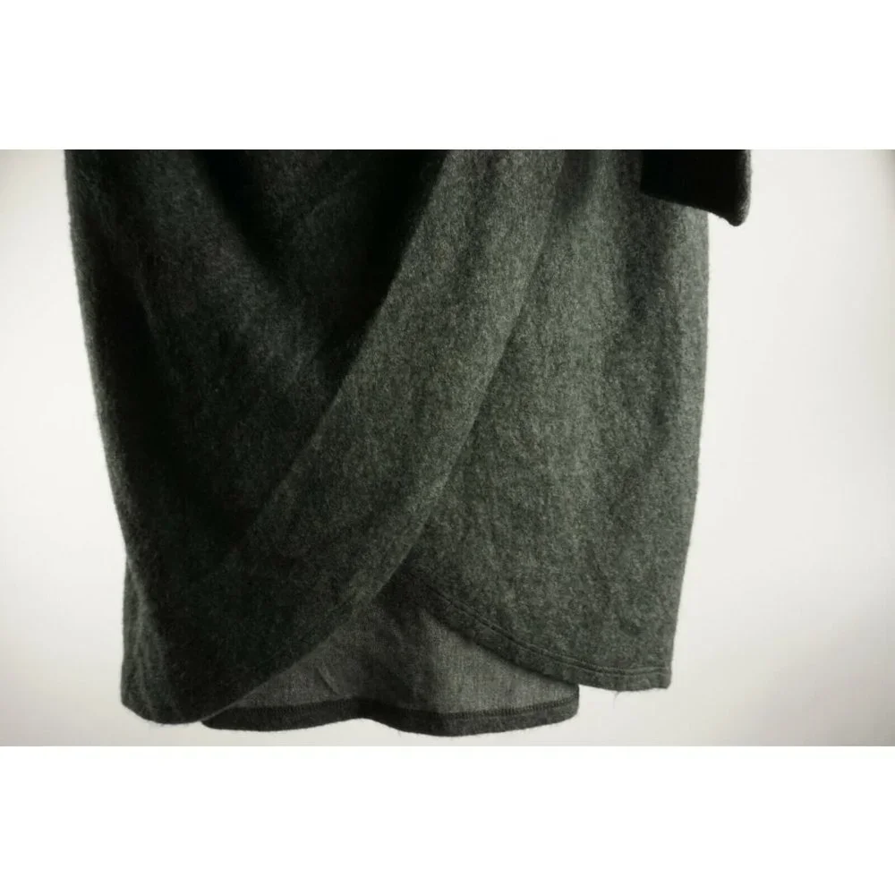 New Collective Concepts Women's Size S Grey Knot Front Brushed‎ Knit Midi Dress